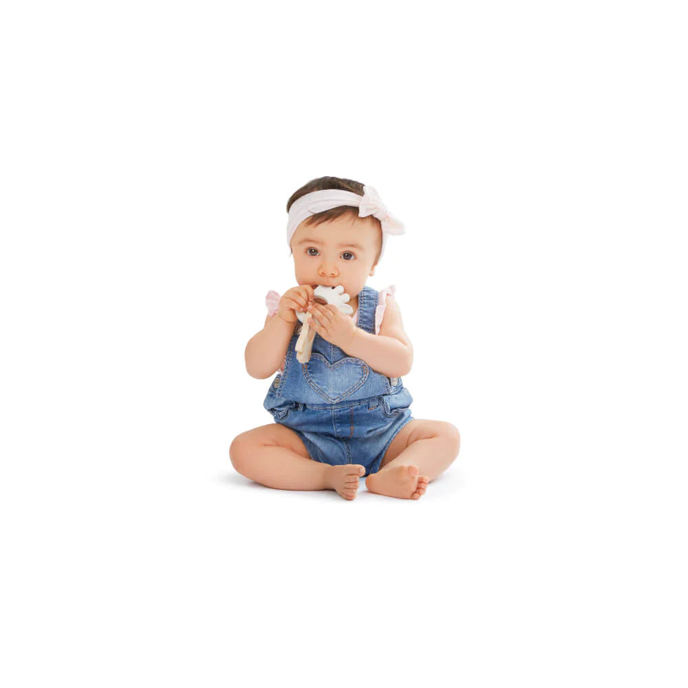 Sophie La Girafe Silhouette rings So'pure Teether for Infants 0+ Months - MINIMEE KIDS