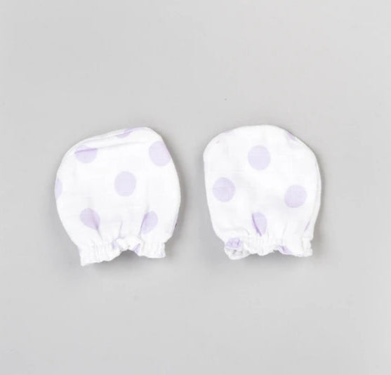 BeeLittle Organic Muslin Mittens for Newborns – Purple Polka Design Super  Soft 100% Cotton Breathable, Lightweight Gentle Protection for Baby