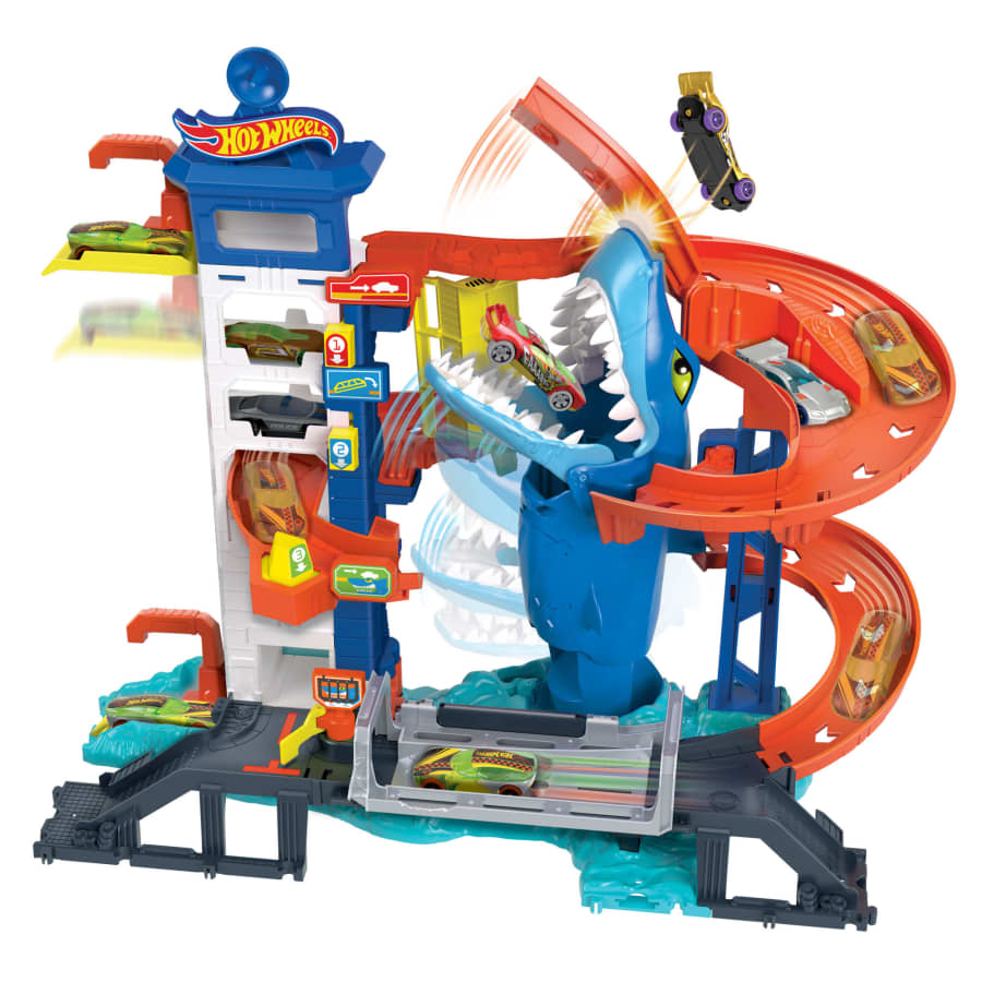 Hot Wheels City Attacking Shark Escape Track Set with Parking Garage, Random Shark Attack, Trap Cage, and 1 Hot Wheels 1:64 Scale Toy Car for Kids 4+ Years | HDP06