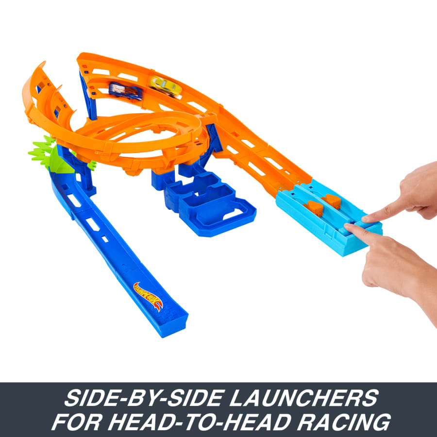 Hot Wheels Stunt Tracks - Whip Around Raceway | Race, Stunt & Crash - Includes 2 Hot Wheels Cars, Foldable Track for Storage, 4+ Years