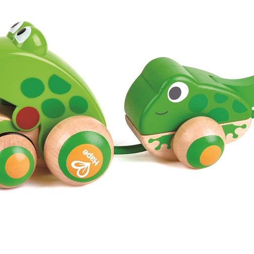 Hape Pull-Along Frog Family – Fun Wooden Toy with Frog Life Cycle for Toddlers to Explore Nature, Movement, and Early Learning
