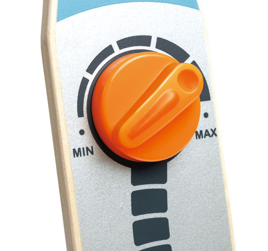 Hape Vacuum Playset for Kids – 7-Piece Robot Face Cleaning Toy | Pretend Play for 2–6 Year Olds | Enhances Motor Skills & Confidence through Tidy Fun