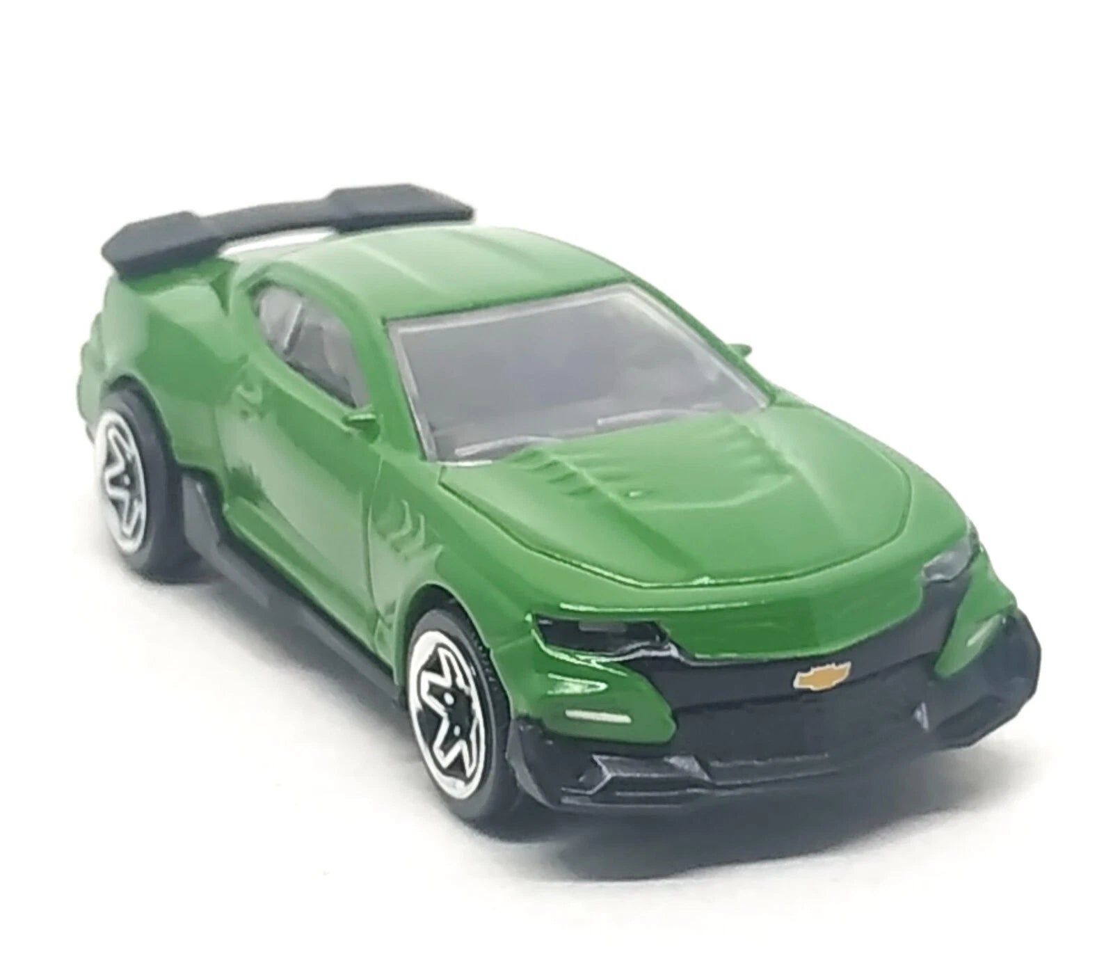 Majorette Street Cars Chevrolet Camaro | Officially Licensed Green Die-Cast Metal Muscle Car | Realistic 1:64 Scale Model for Kids and Collectors Aged 3+