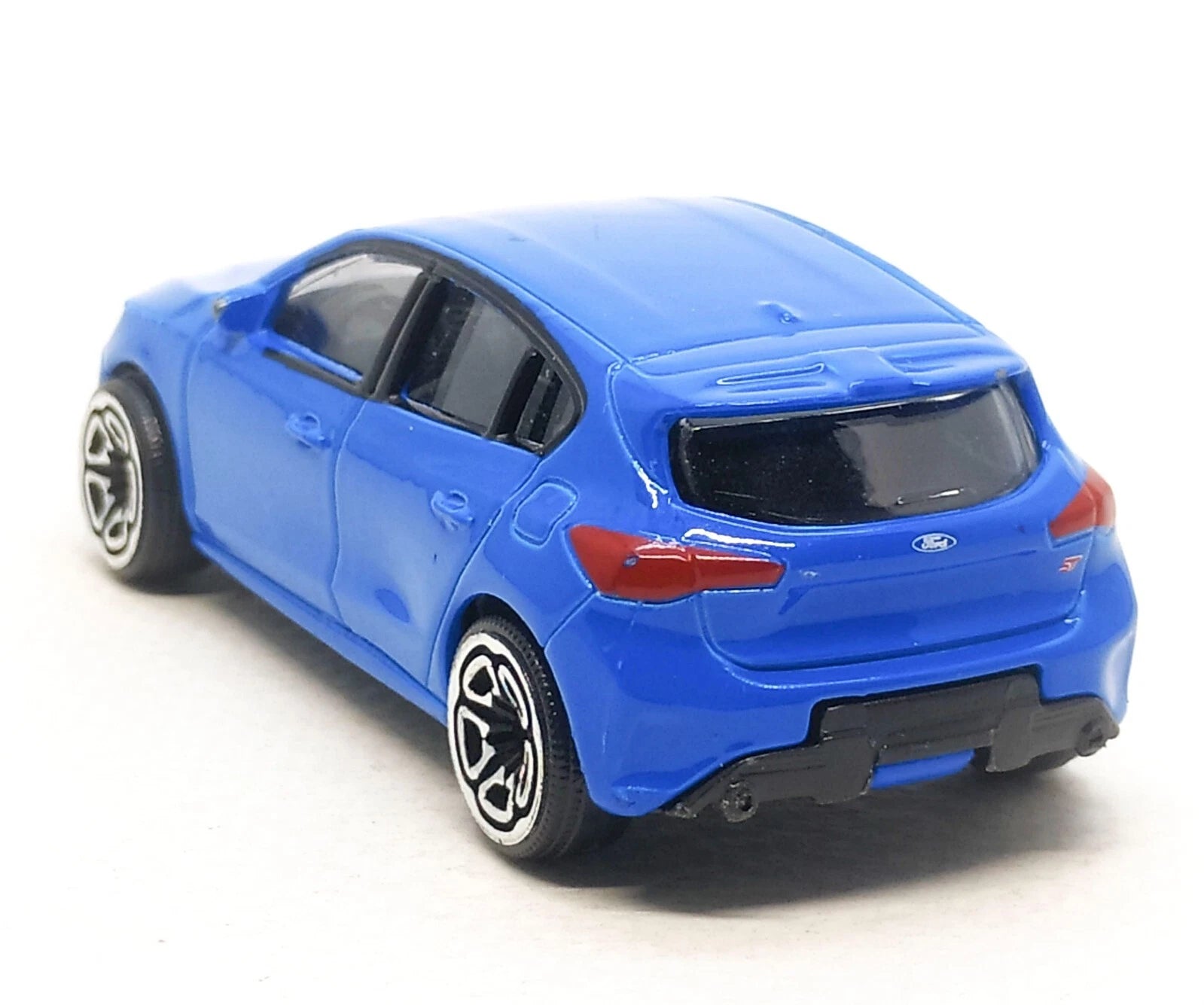 Majorette Street Cars Ford Focus ST | Officially Licensed Blue Die-Cast Metal Hot Hatch, Realistic 1:64 Scale Model for Kids and Collectors Aged 3+