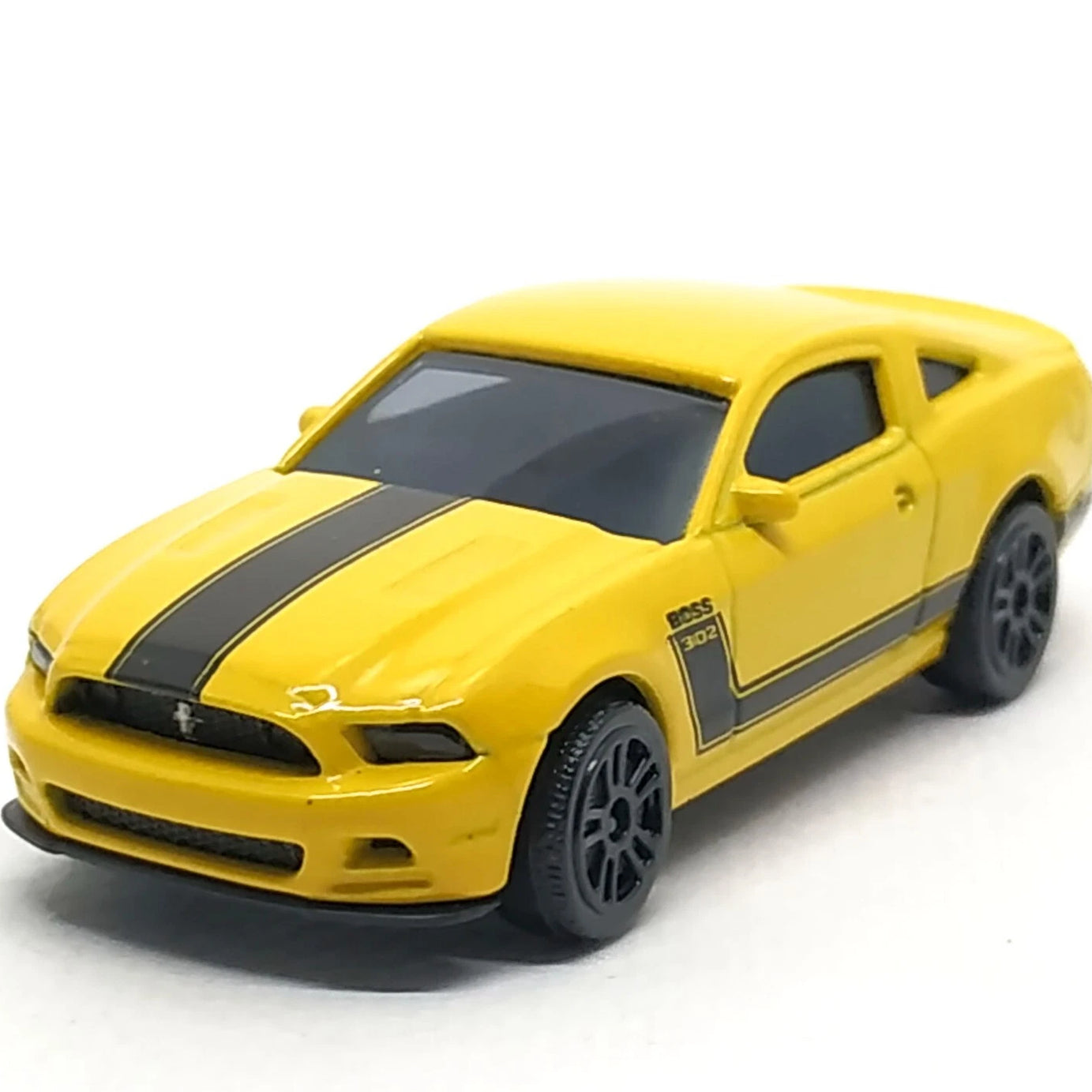 Majorette Street Cars Ford Mustang Boss 302 | Officially Licensed Yellow Die-Cast Metal Muscle Car, Realistic 1:64 Scale Model for Kids and Collectors Aged 3+