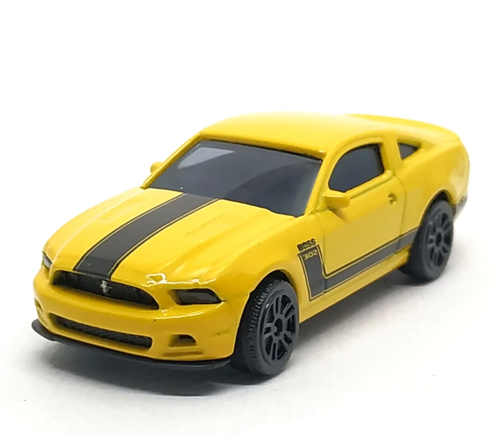 Majorette Street Cars Ford Mustang Boss 302 | Officially Licensed Yellow Die-Cast Metal Muscle Car, Realistic 1:64 Scale Model for Kids and Collectors Aged 3+