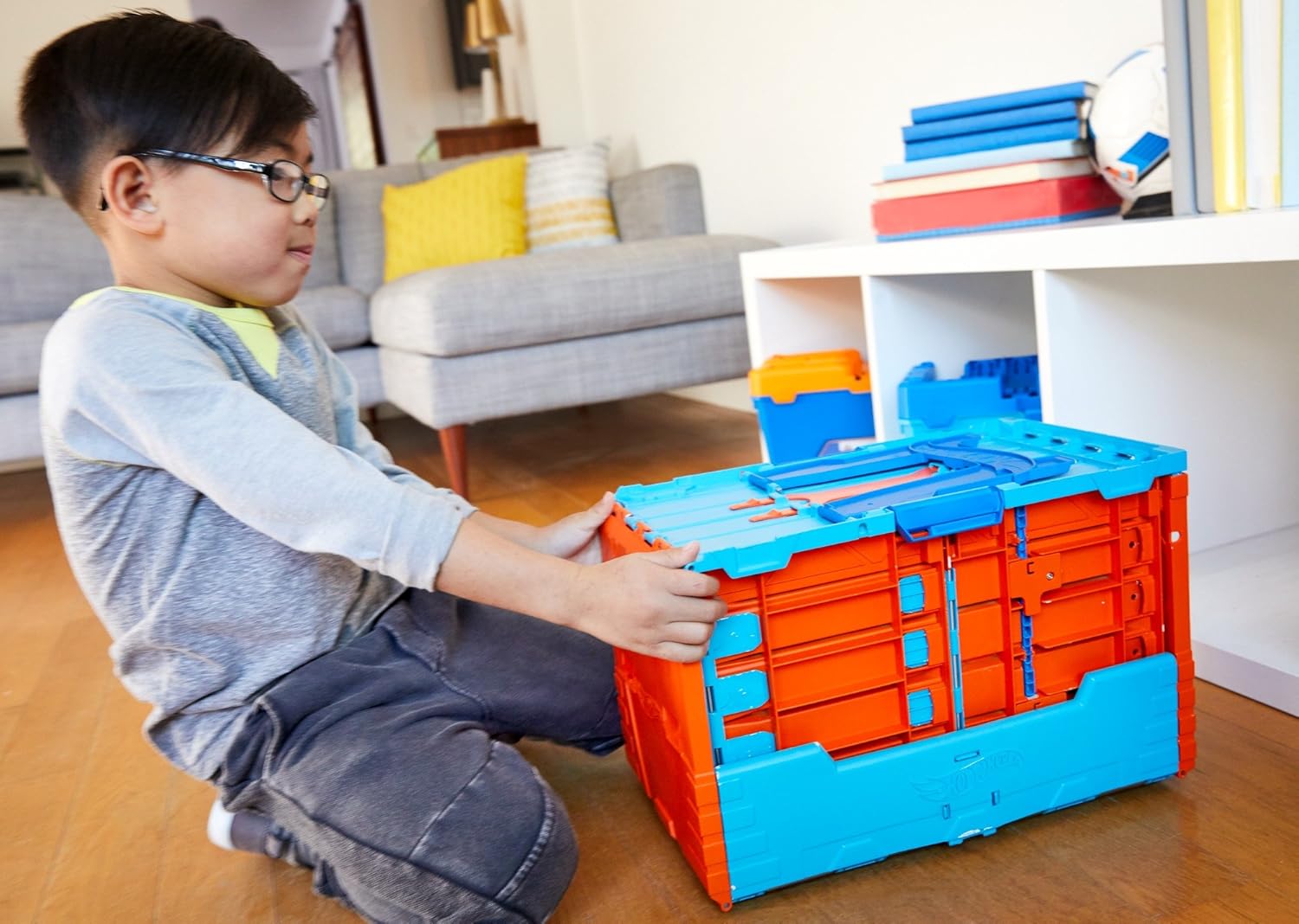 Hot Wheels Action Race Crate Unassembled 3-in-1 Track Playset for Ages 6+ Years