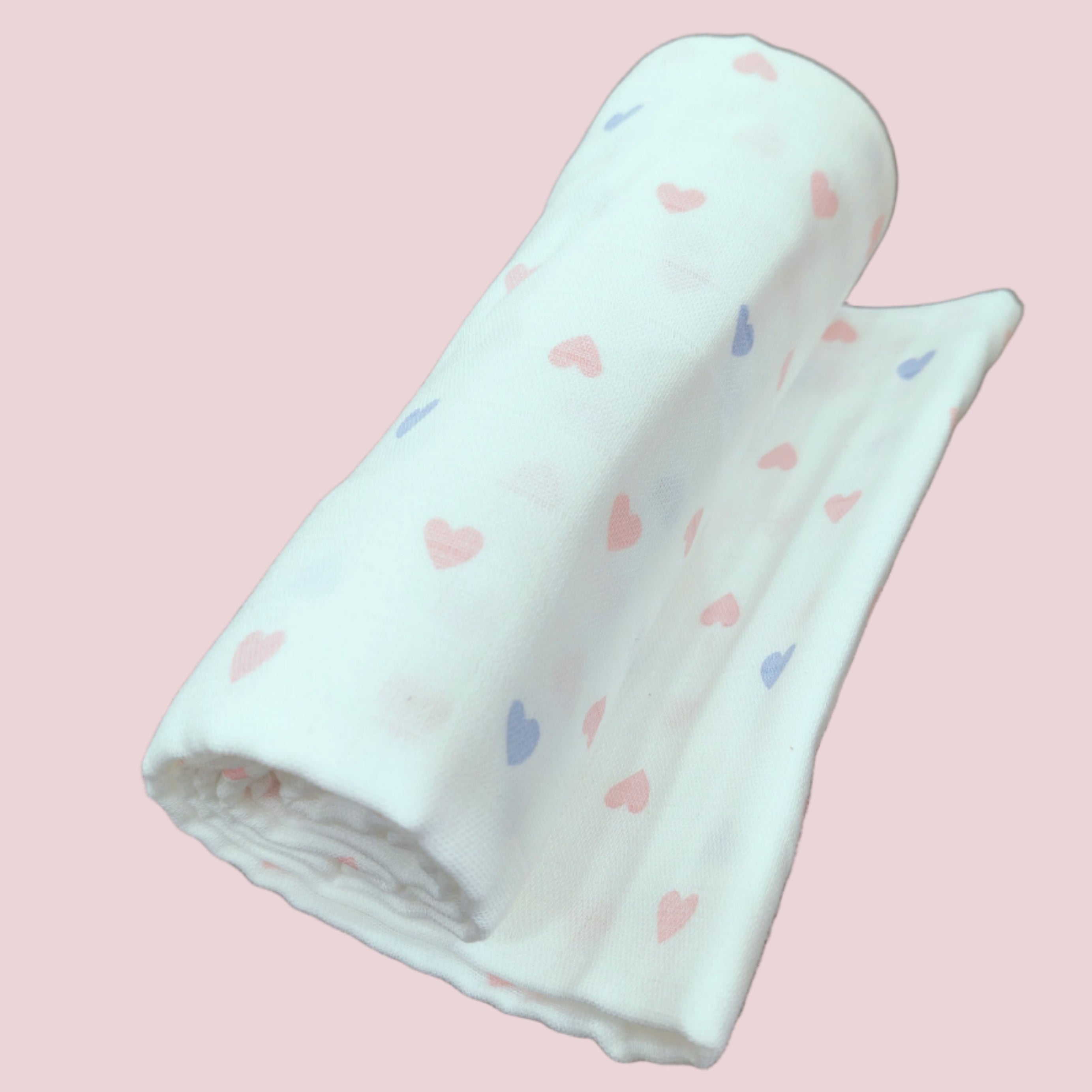 BeeLittle Lots of Love Organic Muslin Swaddle - 100 cm x 100 cm | Pure Cotton, Soft, Lightweight, and Breathable | Blanket for Newborns