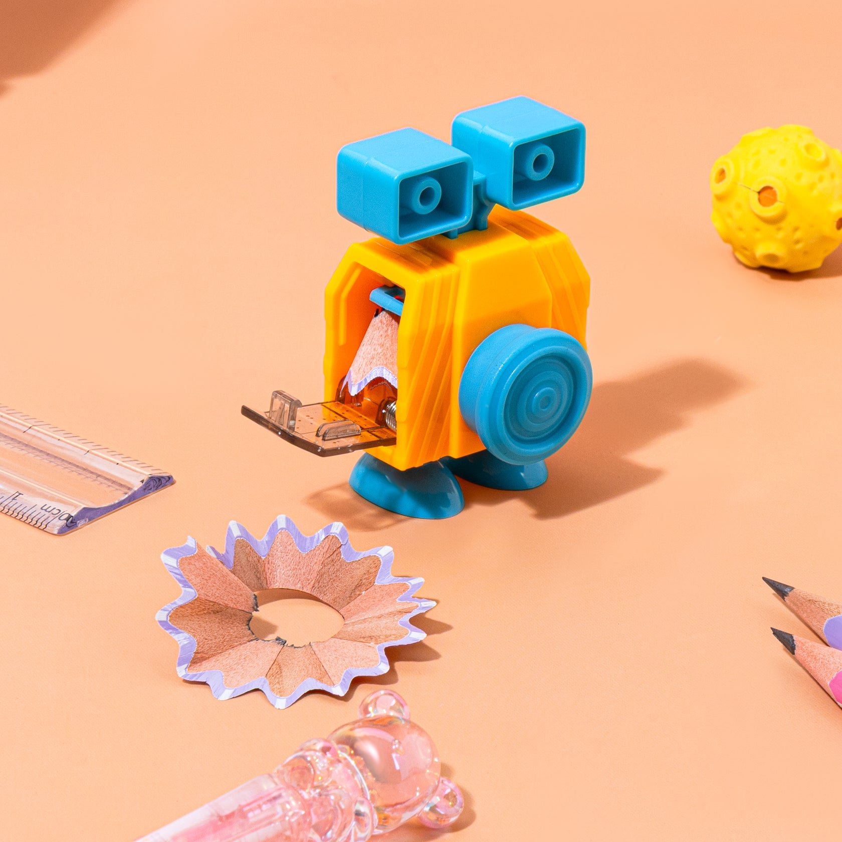 Kidgets KD400 Robo Pencil Sharpener for Kids | Fun "Sharp and Store" Robot Stationery | Stainless Steel Blade | Assorted Colors