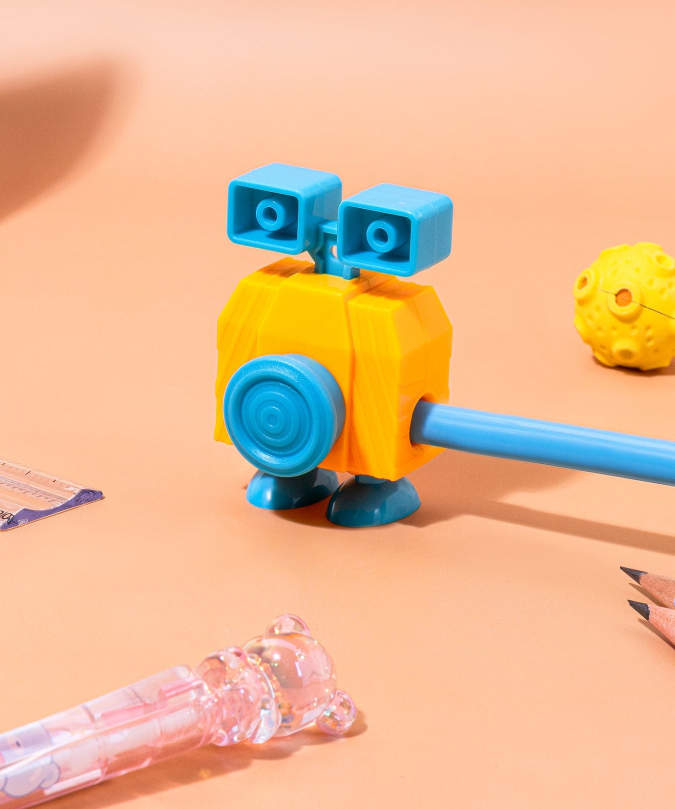 Kidgets KD400 Robo Pencil Sharpener for Kids | Fun "Sharp and Store" Robot Stationery | Stainless Steel Blade | Assorted Colors