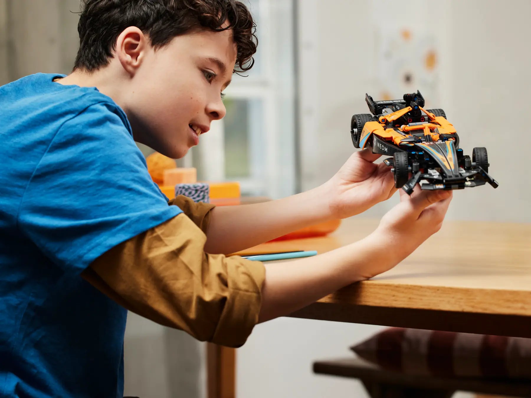 Lego Technic 42169 NEOM McLaren Formula E Team Race Car Toy Set with Double Pull-Back Action and Steering, Authentic Motorsport Engineering Building Kit for Boys and Girls Aged 9 and Up (452 Pieces)