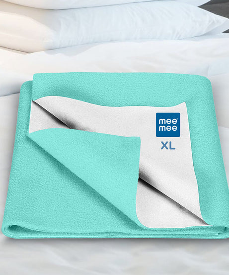 Mee Mee Total Dry & Breathable Waterproof Mattress Protector Sheet for Babies | Ultra Absorbent & Rash-Free Dry Mat for Newborns | Reusable Diaper-Free Night Sheet in Small, Medium, Large & XL Sizes | SUbject to Availability Color will be Provided - MINIMEE KIDS