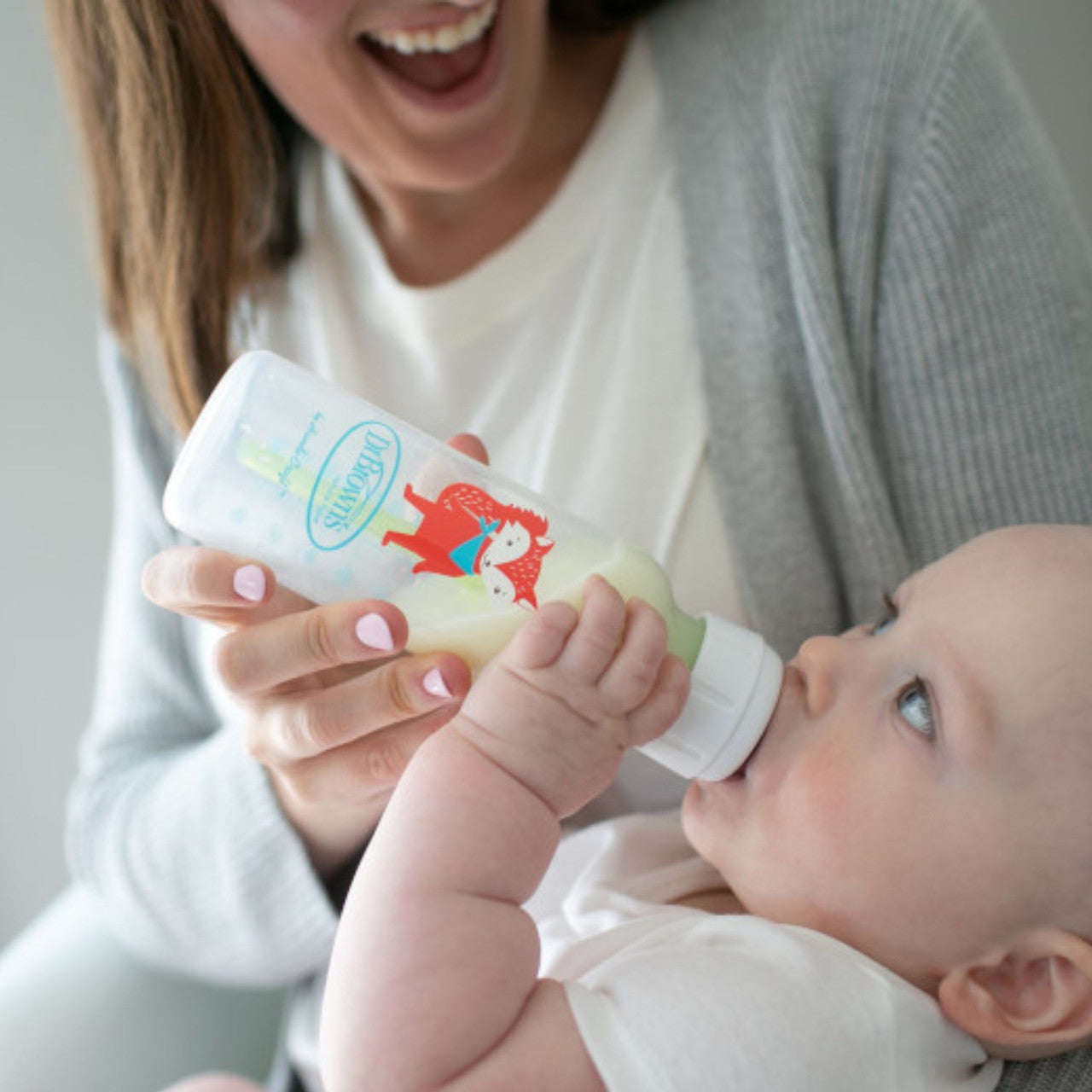 Dr Brown's Anti-Colic Options+ Baby Bottle | Narrow Neck 250ml Twin Pack with Lion & Fox Design | Clinically Proven Vent System | BPA-Free Baby Feeding Bottles from Birth