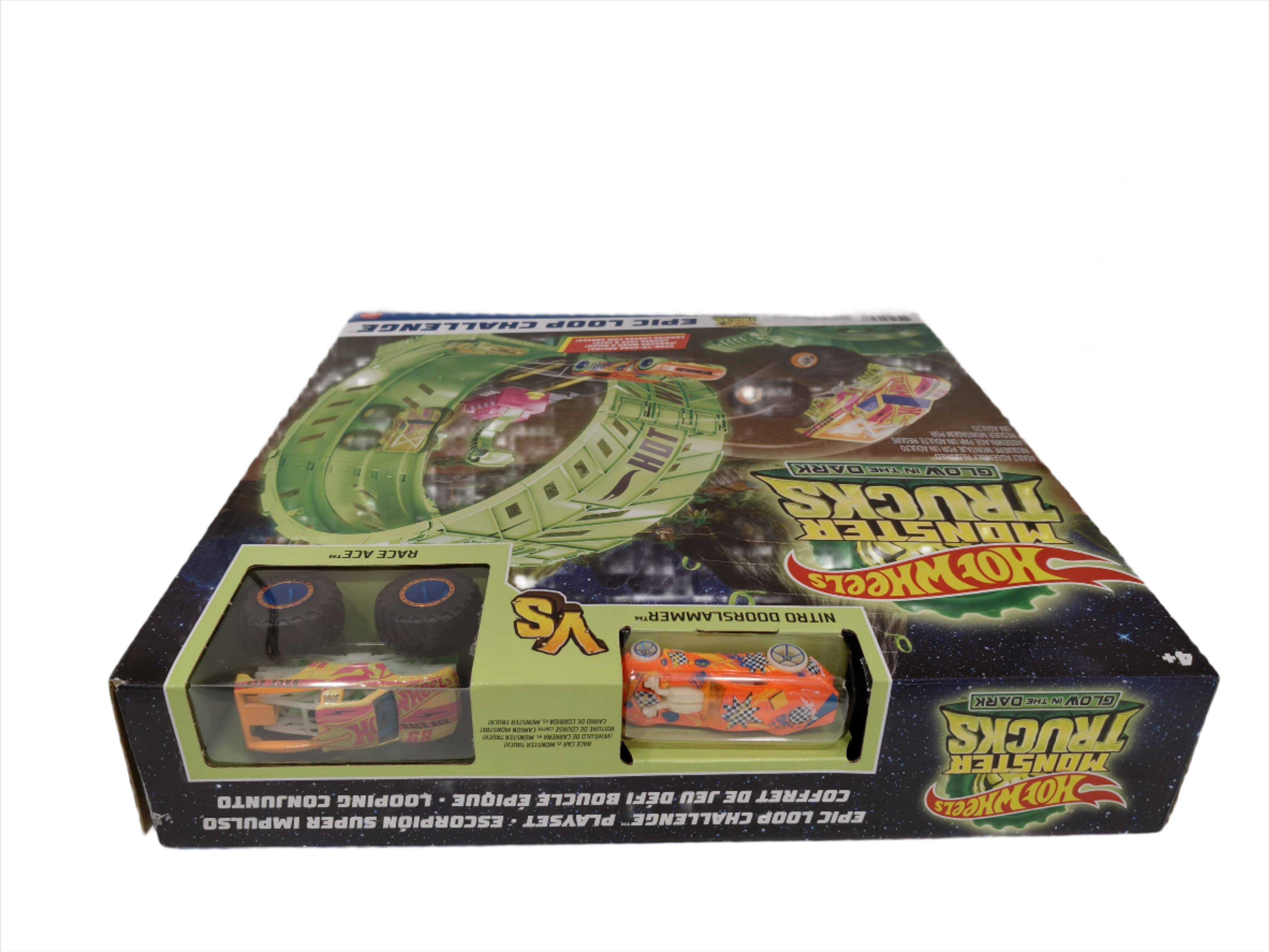 Hot Wheels Monster Trucks Glow in the Dark - Epic Loop Challenge Playset 1 Race car vs 1 monster car Playset with Launcher, Ramp & Giant Loop