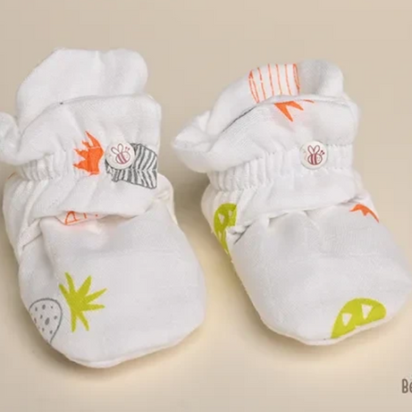 Pineapple Vibes - 0-6m Organic Muslin Booties