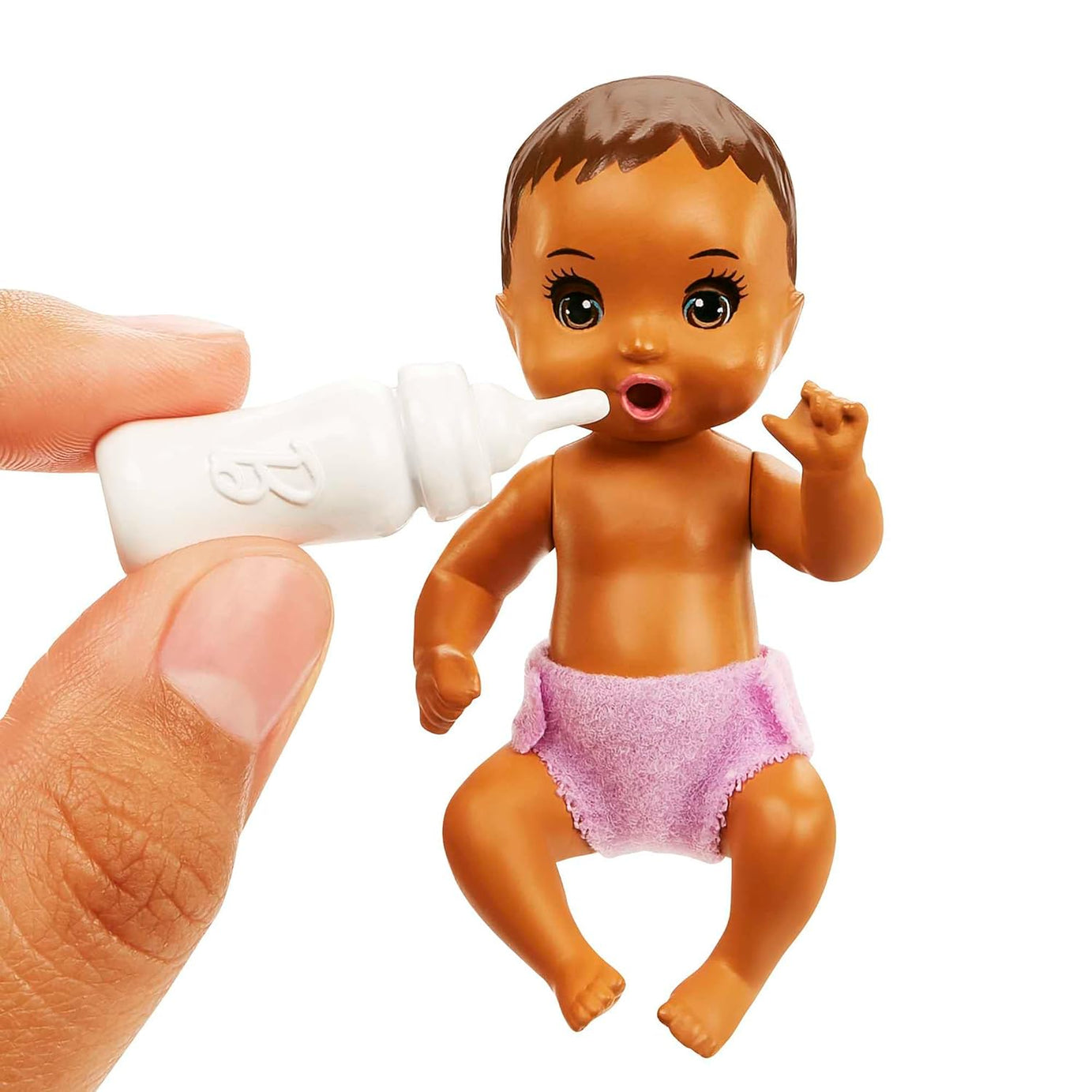 Barbie Skipper Babysitters Crib Playset With Latina Friend Doll, Baby Doll with Sleepy Eyes, Furniture and Themed Accessories For Kids Ages 3 Years & Up