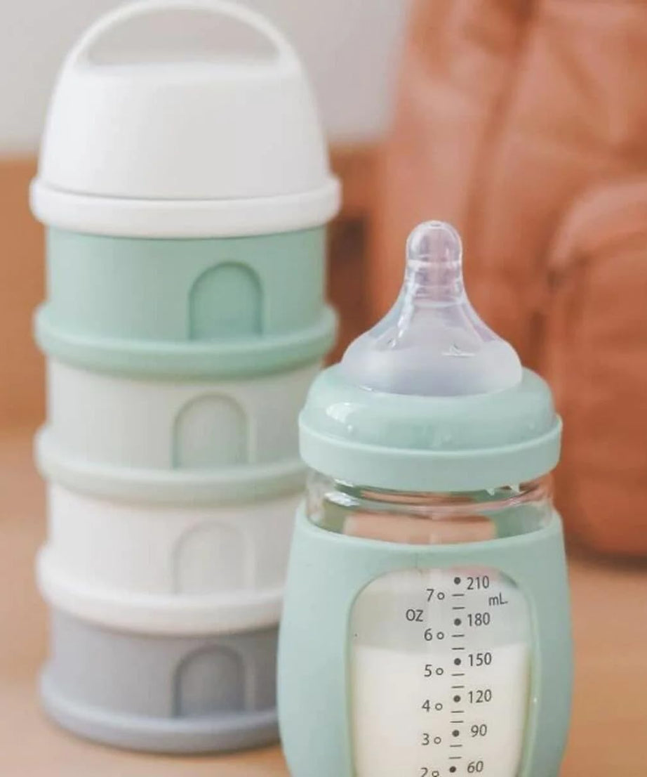 BEABA Stacked Formula Container with 4 Compartments for 0+ Month | Sage Green - Portable & BPA Free