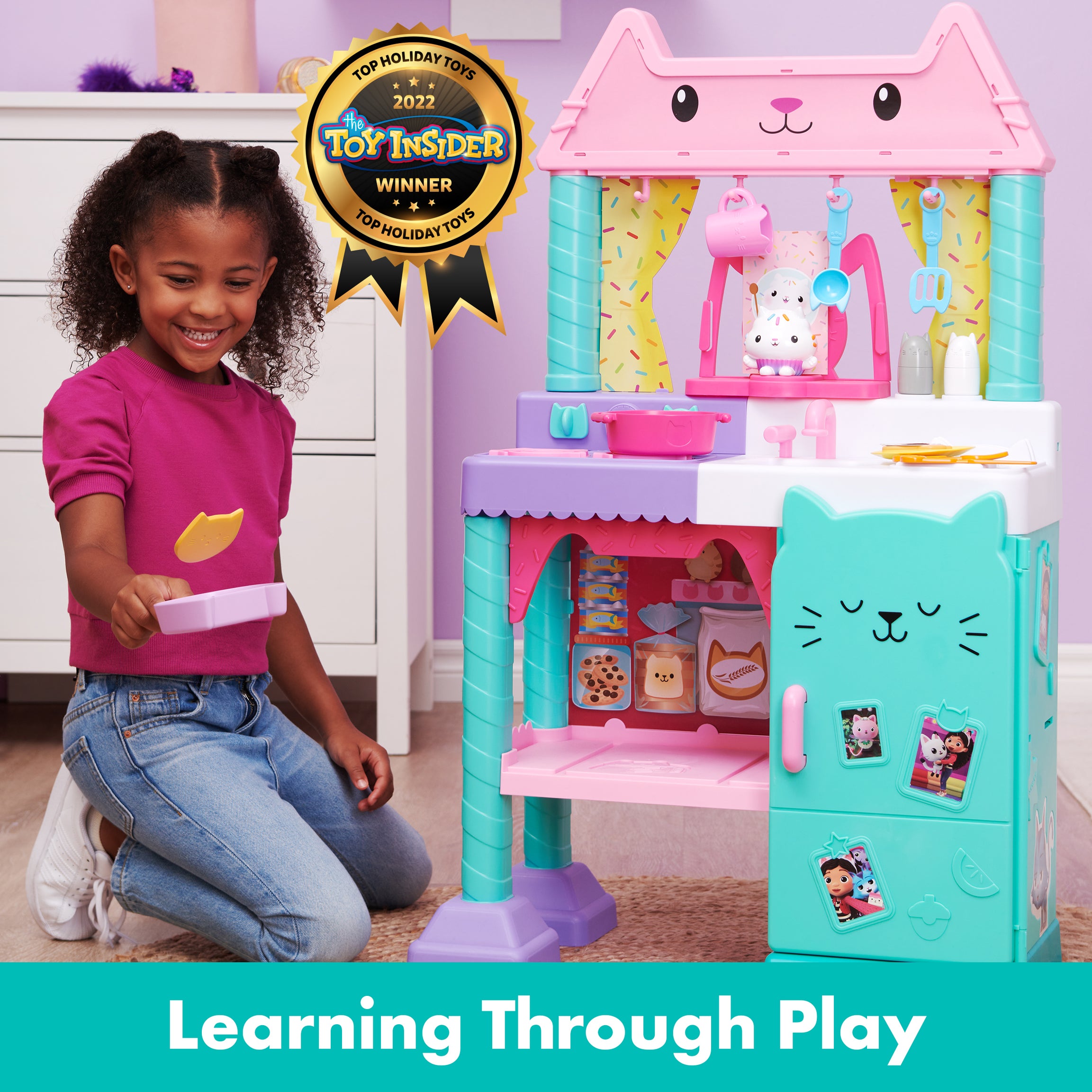 Gabby’s Dollhouse Cakey Cat Kitchen Set – 3-Foot Tall Play Kitchen with 20+ Accessories, Play Food, Sounds & Music for Kids Ages 3+