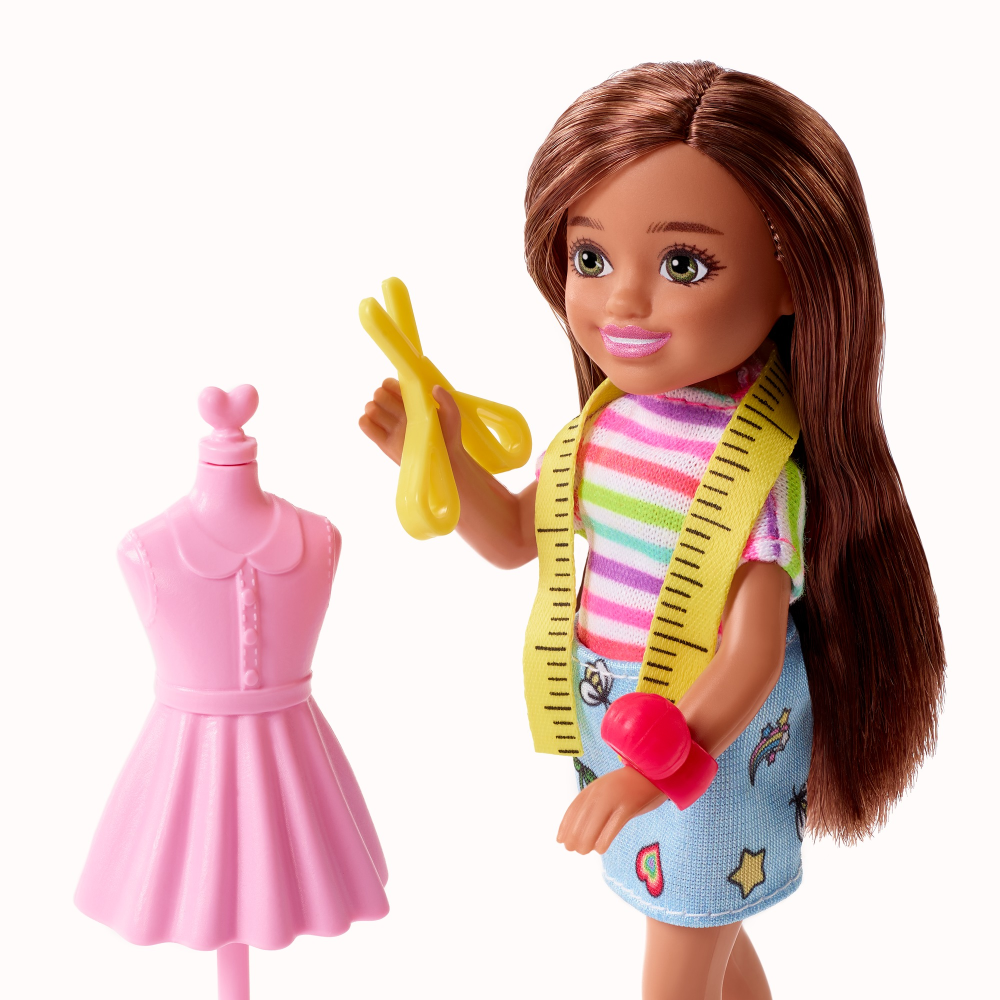 Barbie Chelsea Can Be… Fashion Designer Doll – 6” Career Role Play Toy with Themed Outfit & Accessories – Inspires Imaginative Play for Kids 3+ Years