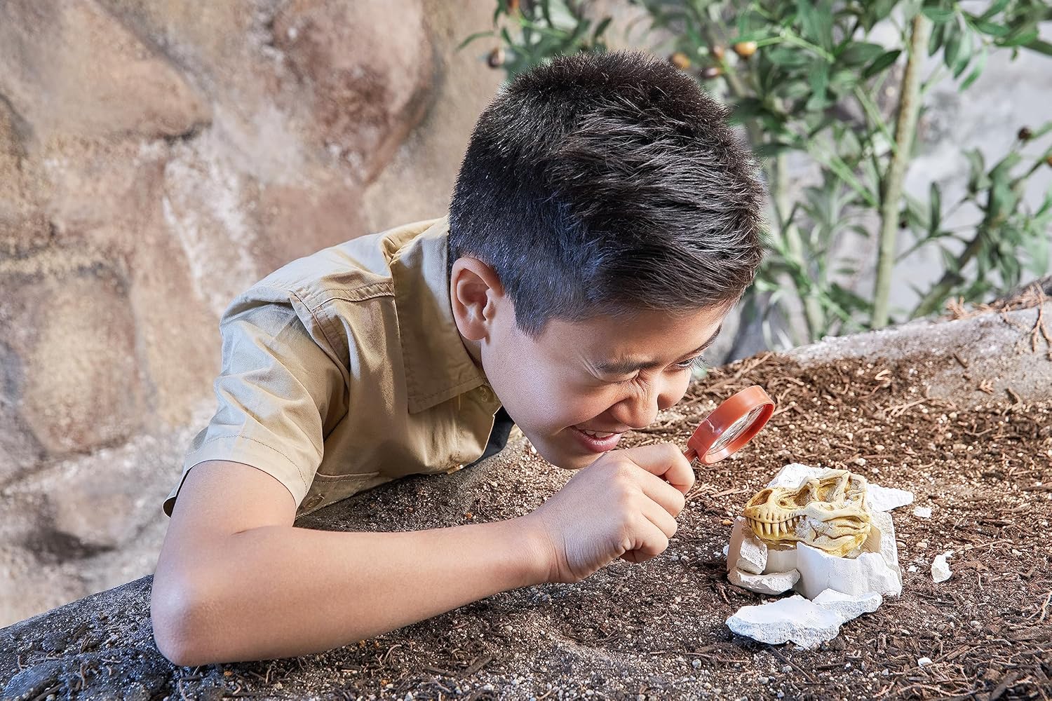 Zuru Robo Alive Mega Dino Fossil Find - Excavation Kit with Robotic Dinosaur Skeleton, Lights Up, Roars, Includes Fossils, Slime, and Sand, for Kids Ages 5+