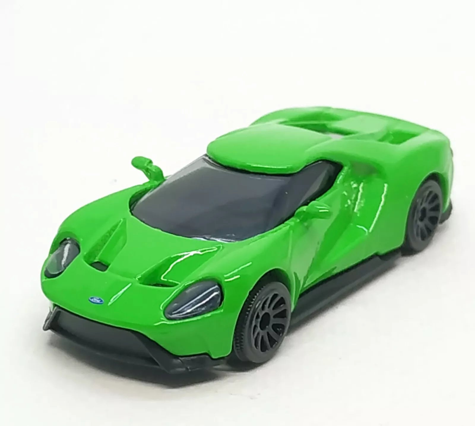 Majorette Street Cars Ford GT | Officially Licensed Green Die-Cast Metal Supercar, Realistic 1:64 Scale Model for Kids and Collectors Aged 3+