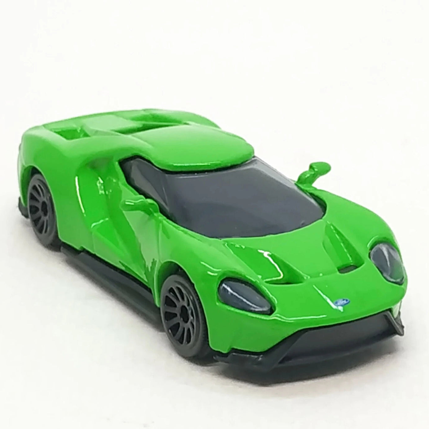 Majorette Street Cars Ford GT | Officially Licensed Green Die-Cast Metal Supercar, Realistic 1:64 Scale Model for Kids and Collectors Aged 3+