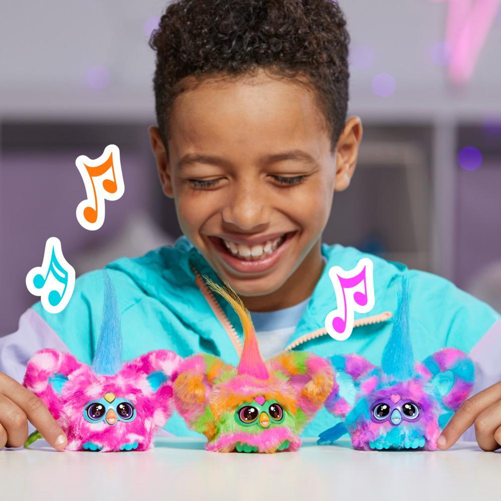 Hasbro Furby Furblets Dah-Tee Mini Electronic Plush Toy – 45+ Country Sounds | Clip-On Furbish Music Friend | 6+ Years | Keychain Collectible Toy