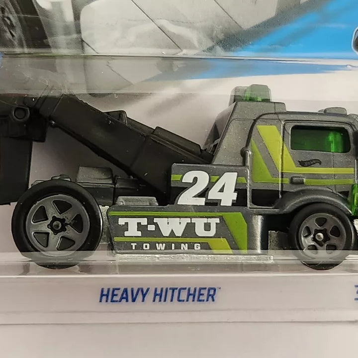 Hot Wheels Heavy Hitcher 4/10 HW Metro 135/250 Die-Cast Car for