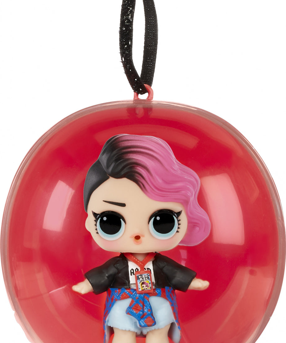 L.O.L. Surprise! BFF Sweethearts Rocker Doll – Let’s Be Friends! | Fan-Favorite Valentine’s Edition with 7 Surprises Including Outfit, Accessory, and Water Reveal | Limited Edition Sister of Rocker Boi