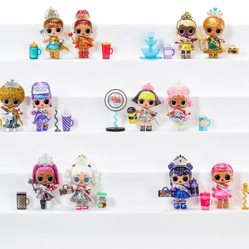 L.O.L. Surprise! Queens Doll – Royal Edition with 9 Surprises | Throne, Tiara, Fashion Accessories | Collectible Ball with Secret Royal Theme | Styles May Vary