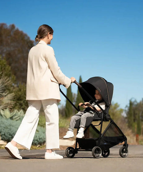 Nuna Ixxa Lightweight Compact Baby Stroller - Reversible Seat Pram for 0M+ (Up to 15kg) - Riveted Stylish and Versatile Stroller for Newborns and Toddlers