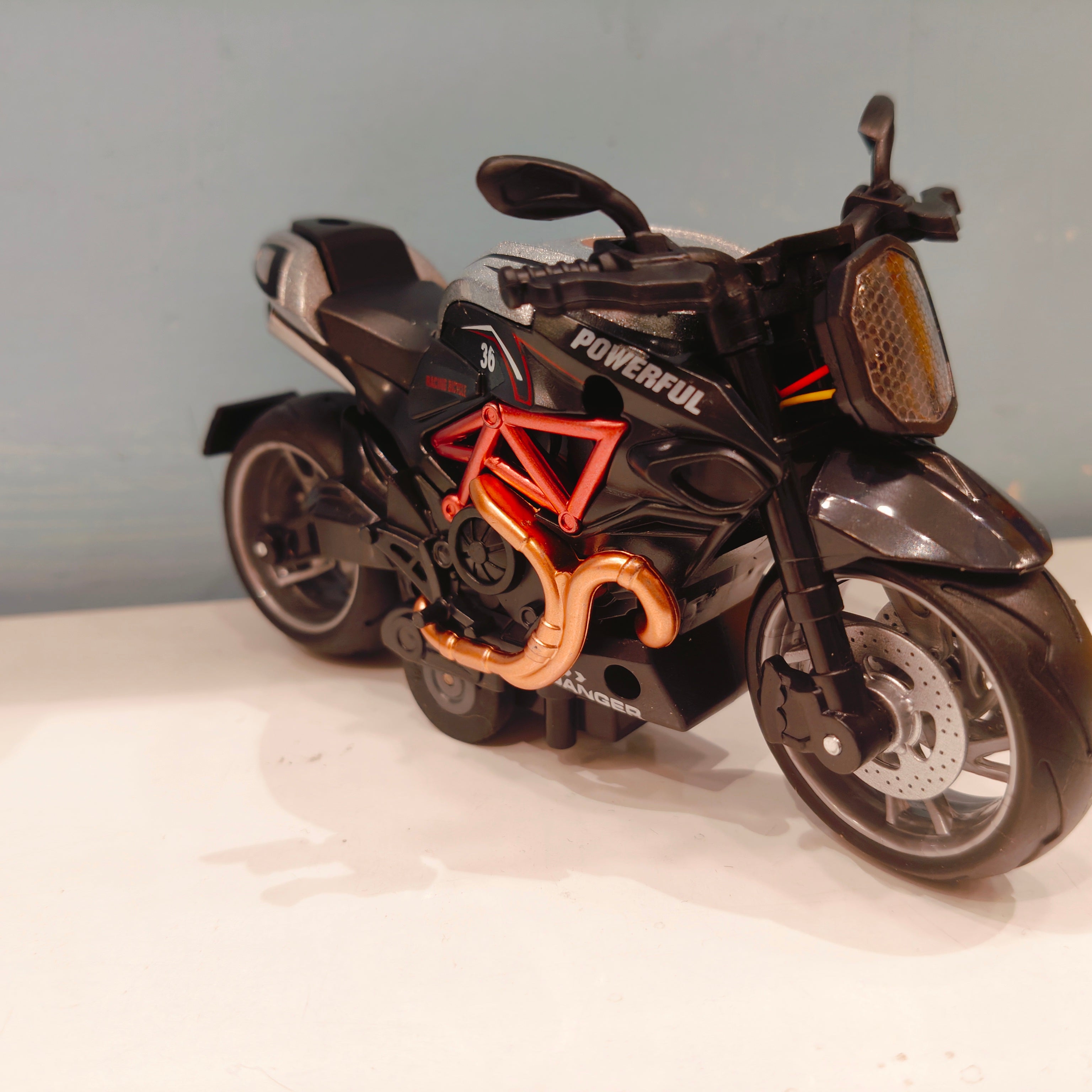 Alloy Motorcycle Simulation Model Vehicle - 1:12 Scale Ducati Diavel Look-Alike | Pull Back Toy for Kids 3+ Years