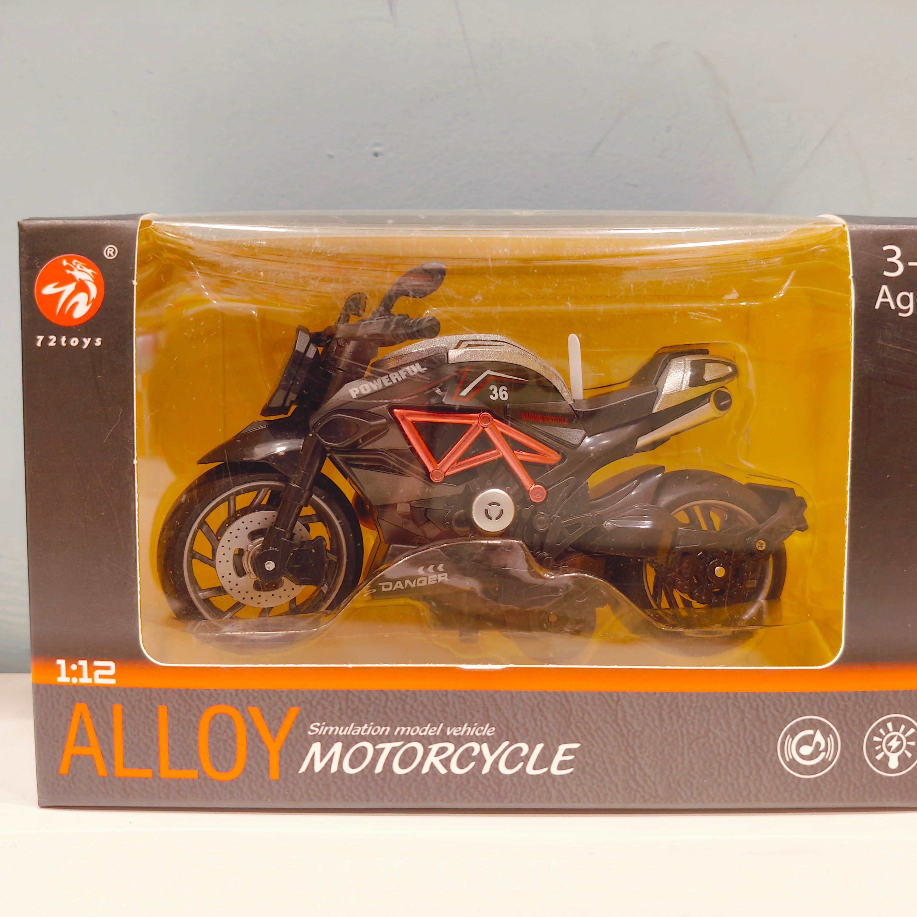 Alloy Motorcycle Simulation Model Vehicle - 1:12 Scale Ducati Diavel Look-Alike | Pull Back Toy for Kids 3+ Years