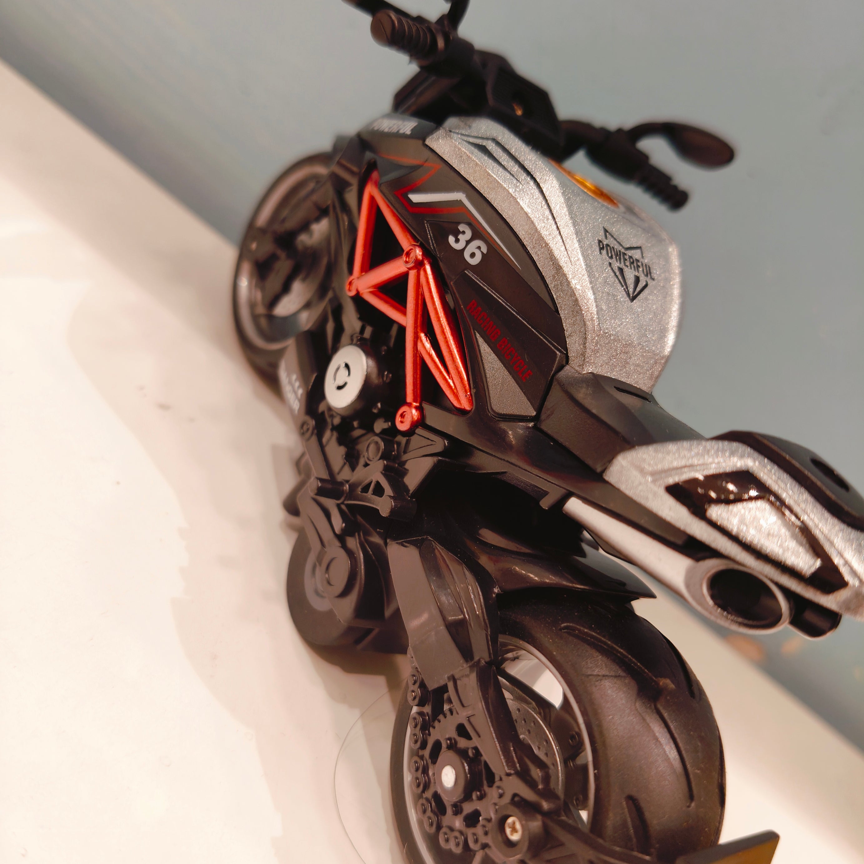 Alloy Motorcycle Simulation Model Vehicle - 1:12 Scale Ducati Diavel Look-Alike | Pull Back Toy for Kids 3+ Years