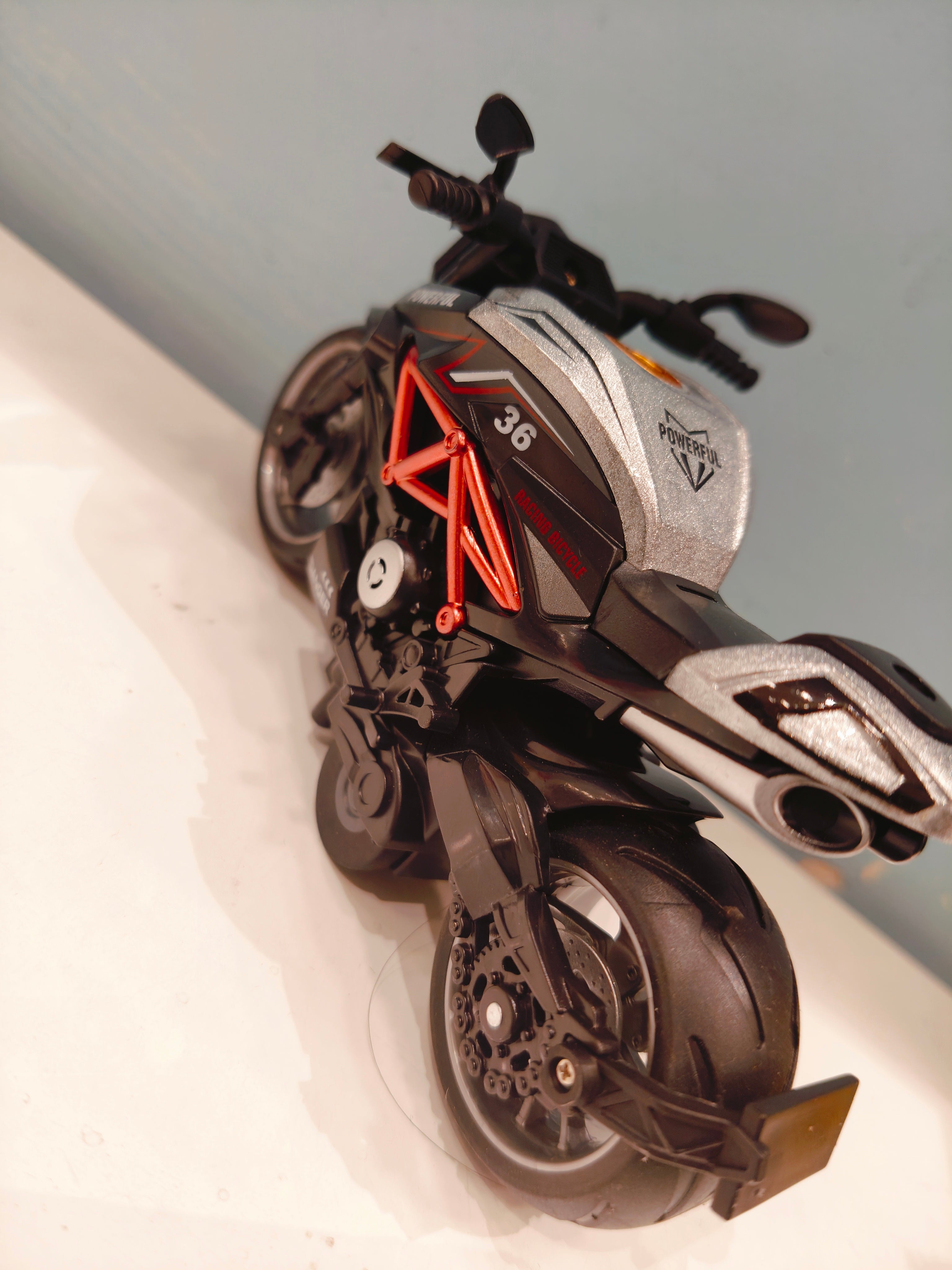 Alloy Motorcycle Simulation Model Vehicle - 1:12 Scale Ducati Diavel Look-Alike | Pull Back Toy for Kids 3+ Years