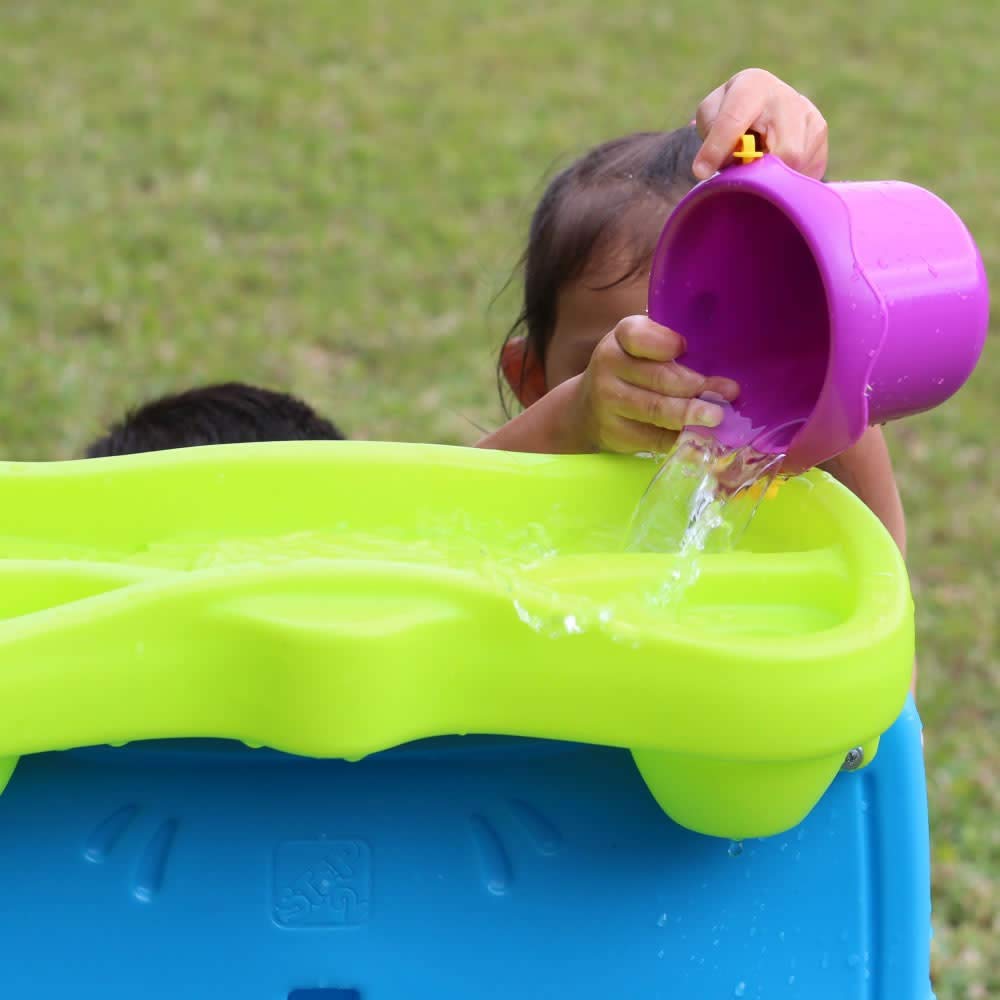 Step2 Waterfall Discovery Wall | Double-Sided Outdoor Water Play Set with 13-Pc Accessory Kit for Toddlers | Age 1.5+ Years