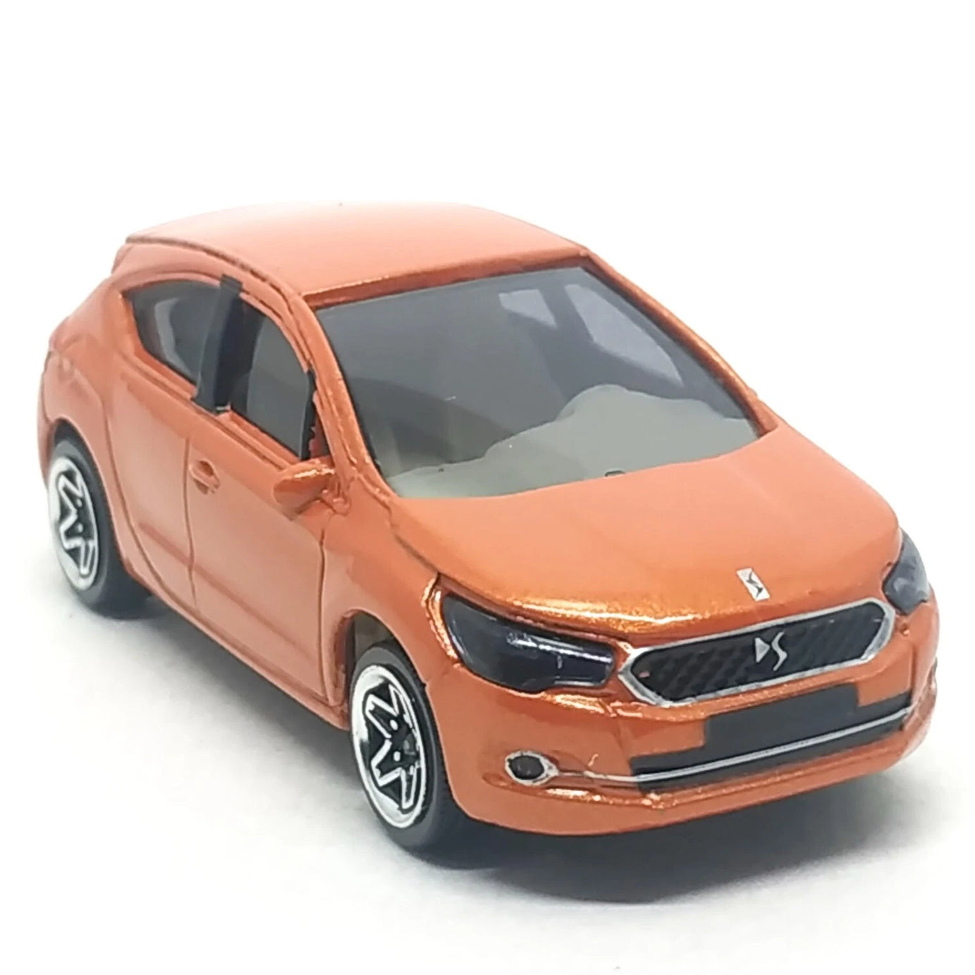 Majorette Street Cars DS 4 | Officially Licensed Brown Die-Cast Metal Toy Car, Realistic 1:64 Scale Premium Hatchback Model for Kids and Collectors Aged 3+