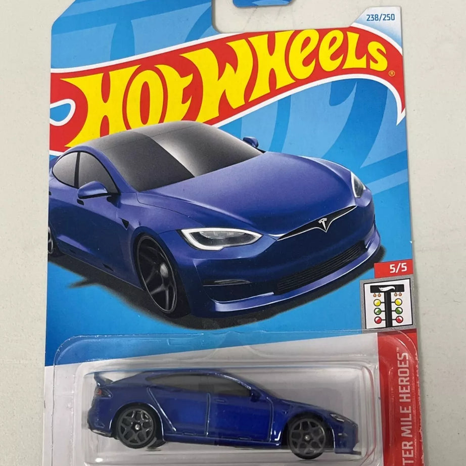 Hot Wheels Tesla Model S Plaid die-cast car in sleek design, featured as part of the Quarter Mile Heroes series (5/5) with collector number 238/250, suitable for ages 3+